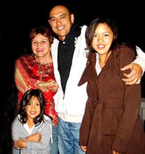 042-john_ripoll_silos_family